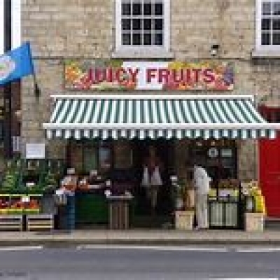 JUICY FRUITS